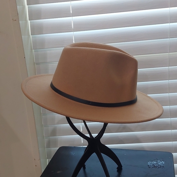 Fashion Fedora Hat Thin Leather Strap Accent Carmel Brown - Picture 7 of 10